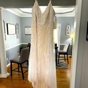 Melissa Sweet wedding dress